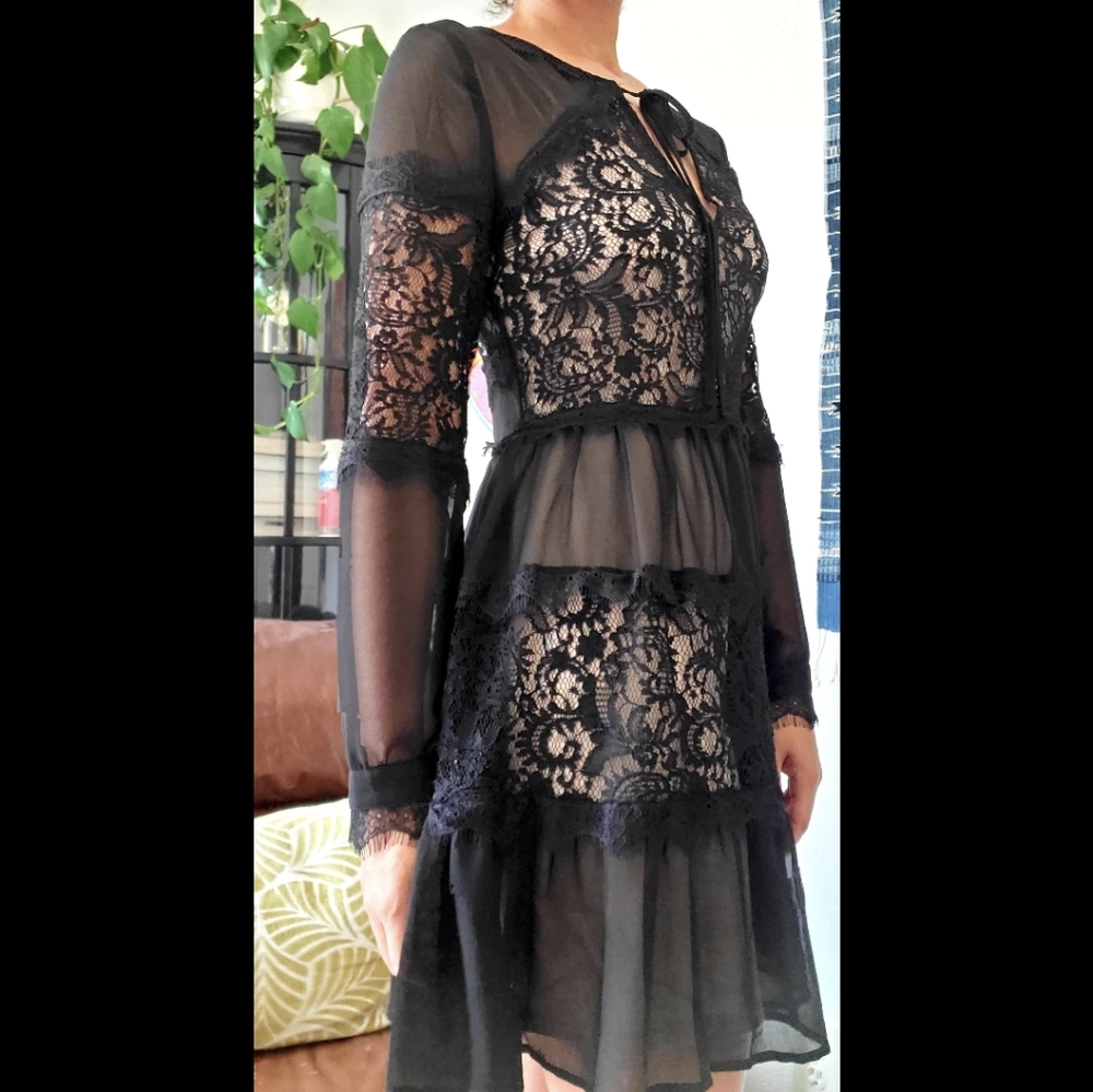 Like NEW Willow & Clay lace black dress